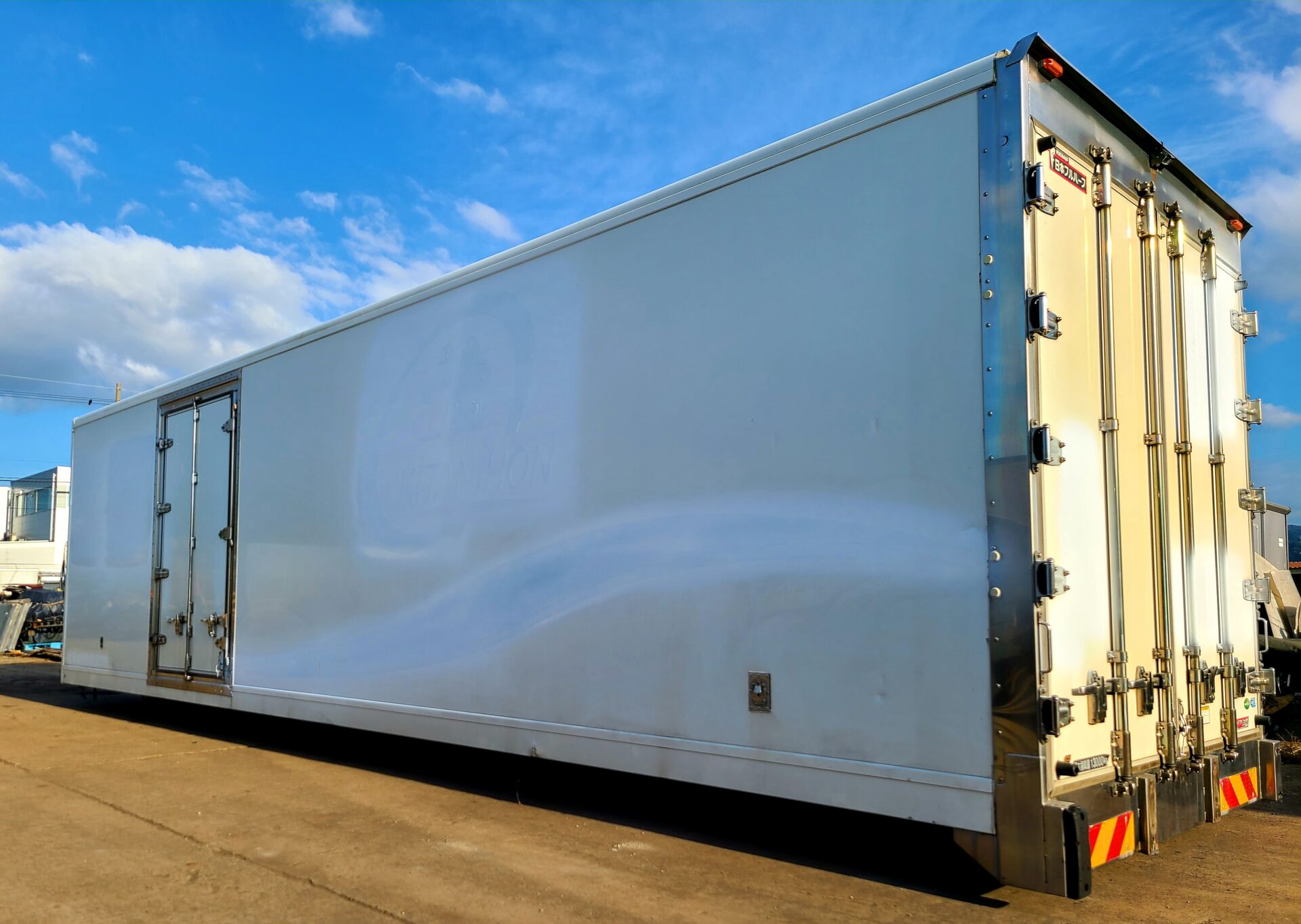 冬支度にちょうどいいコンテナはいかがですか