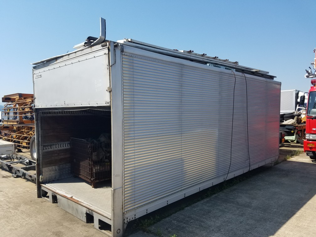 アルミ製中古コンテナ好評です！！