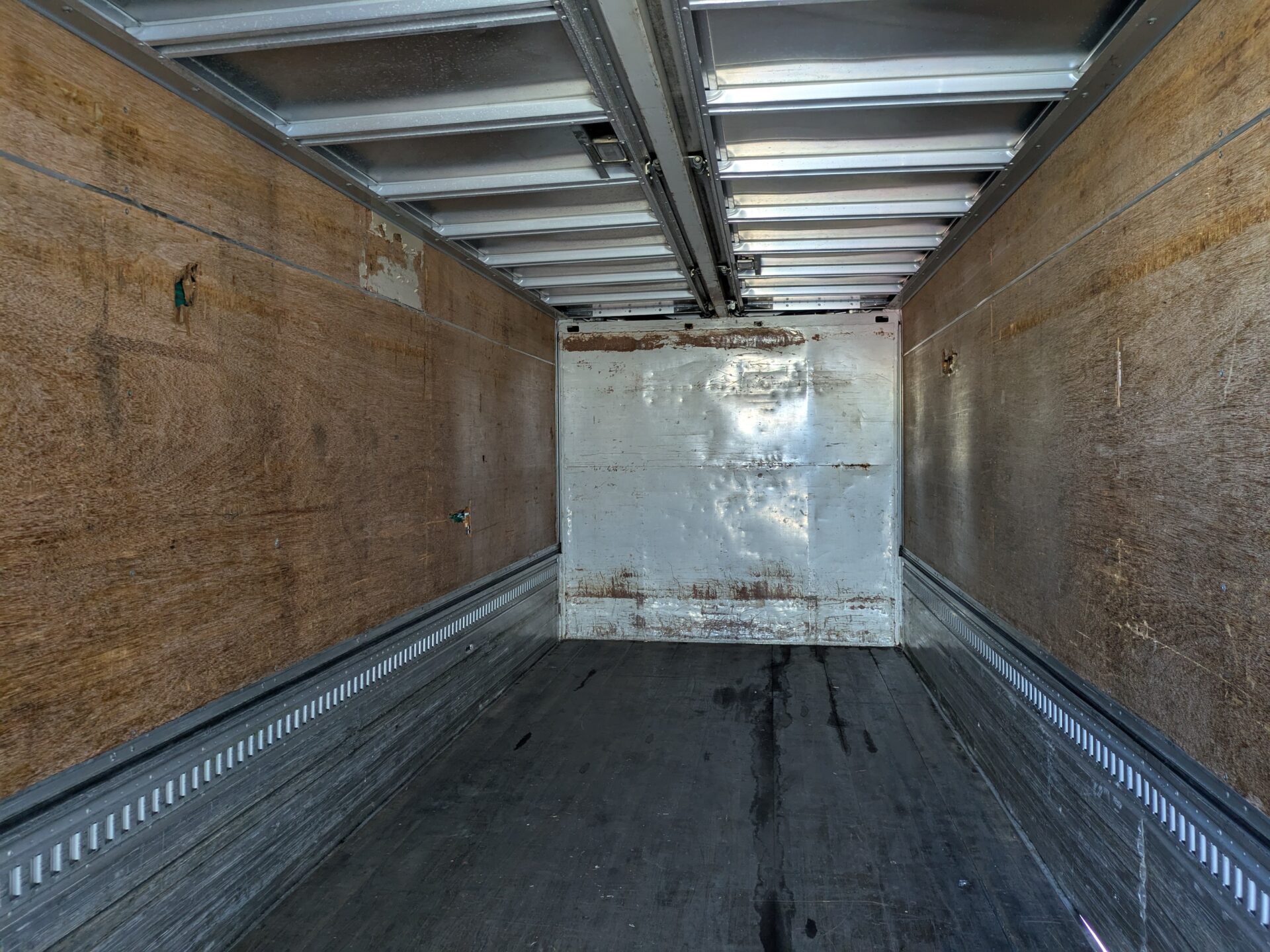 アルミ製中古コンテナ好評です！！