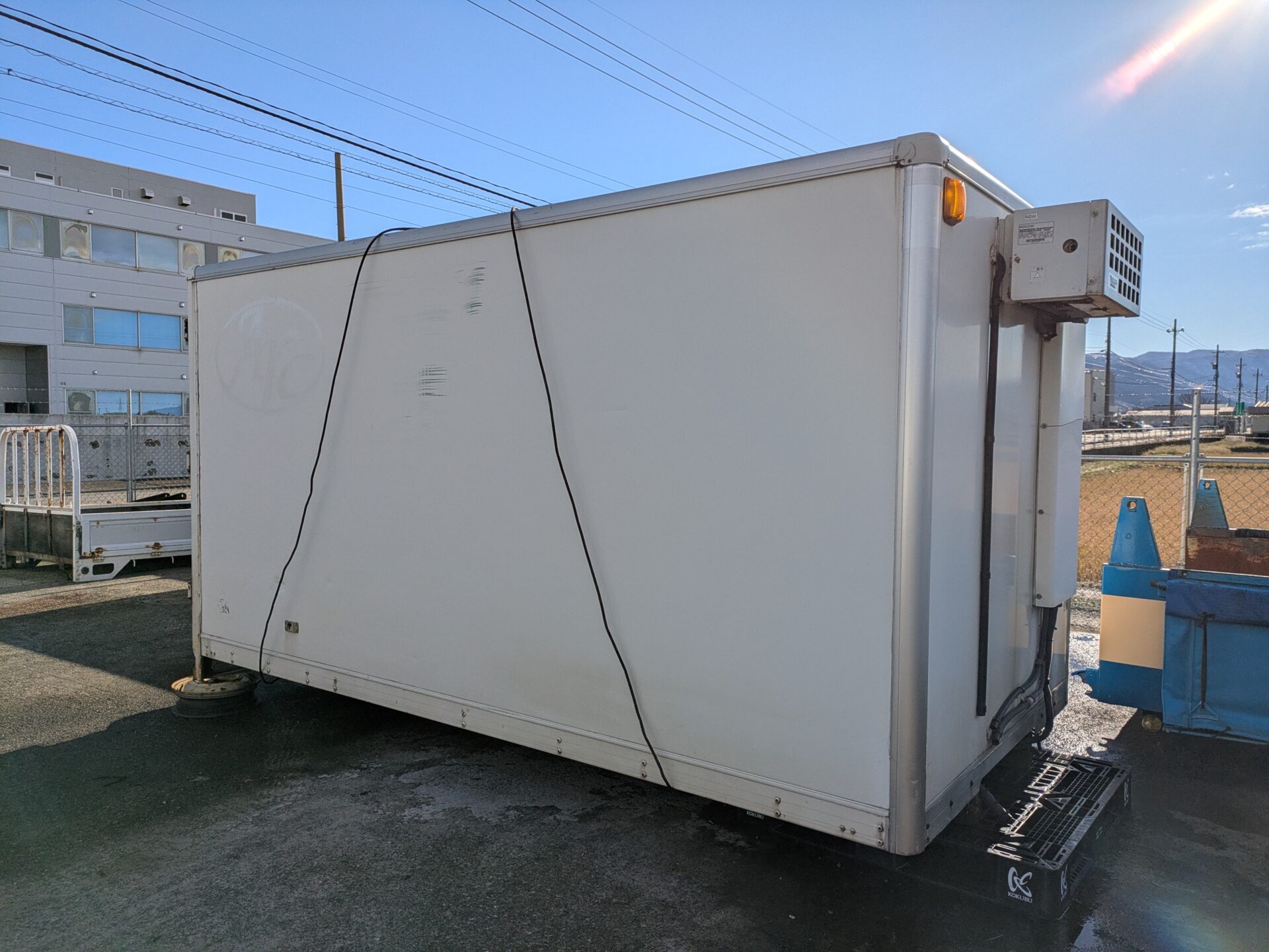 アルミ製中古コンテナ好評です！！