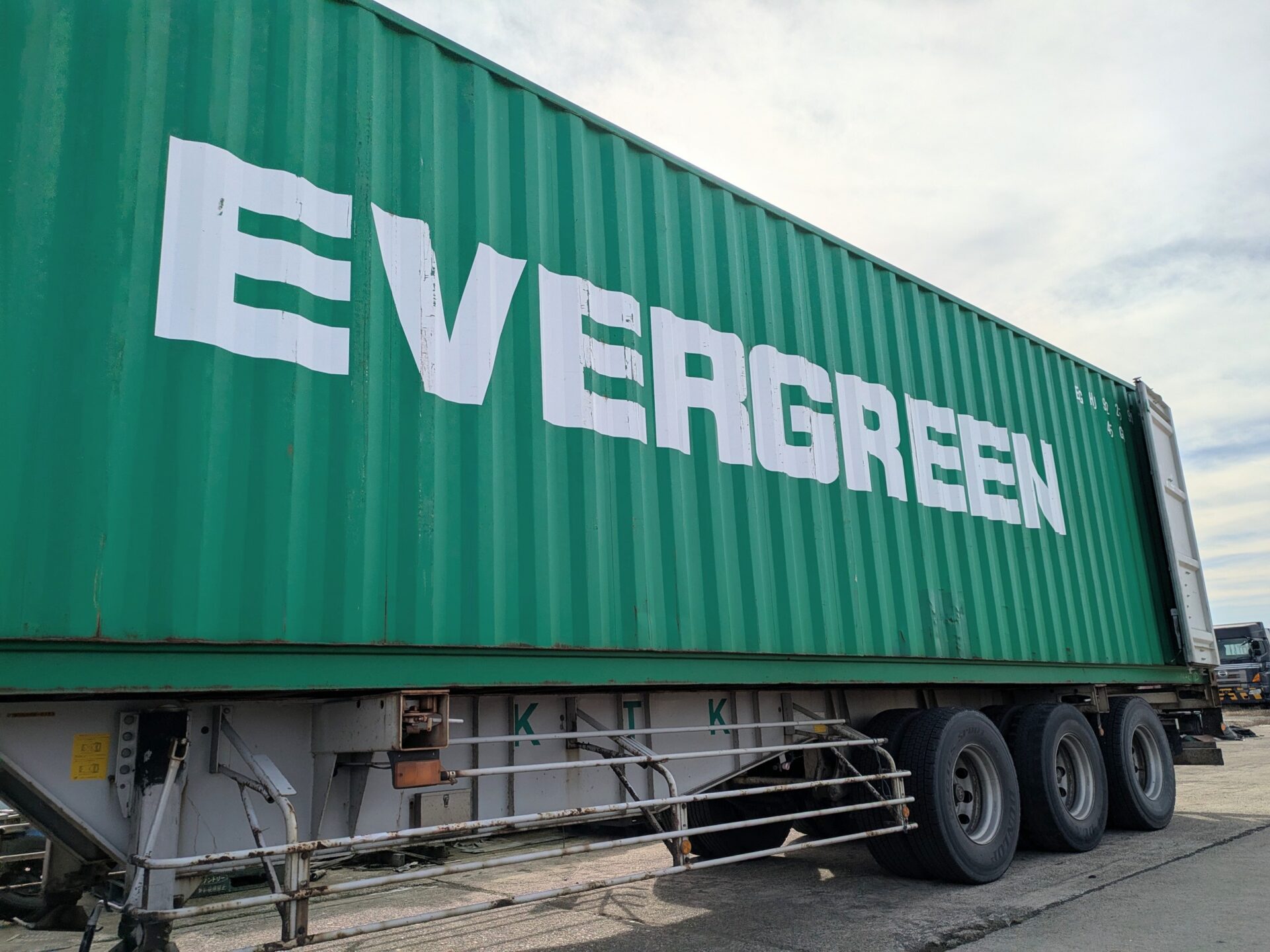 貴重な晴れ間で・・・