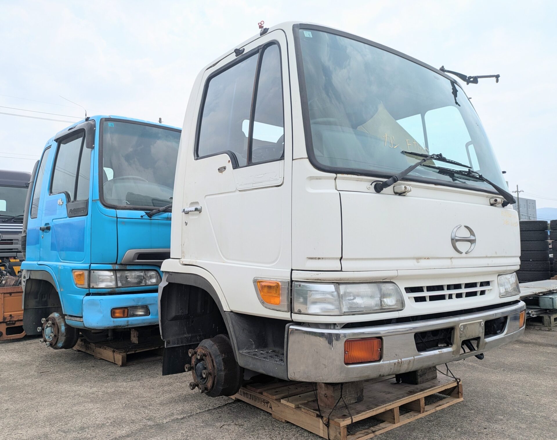 海外向けの積込み作業🚢