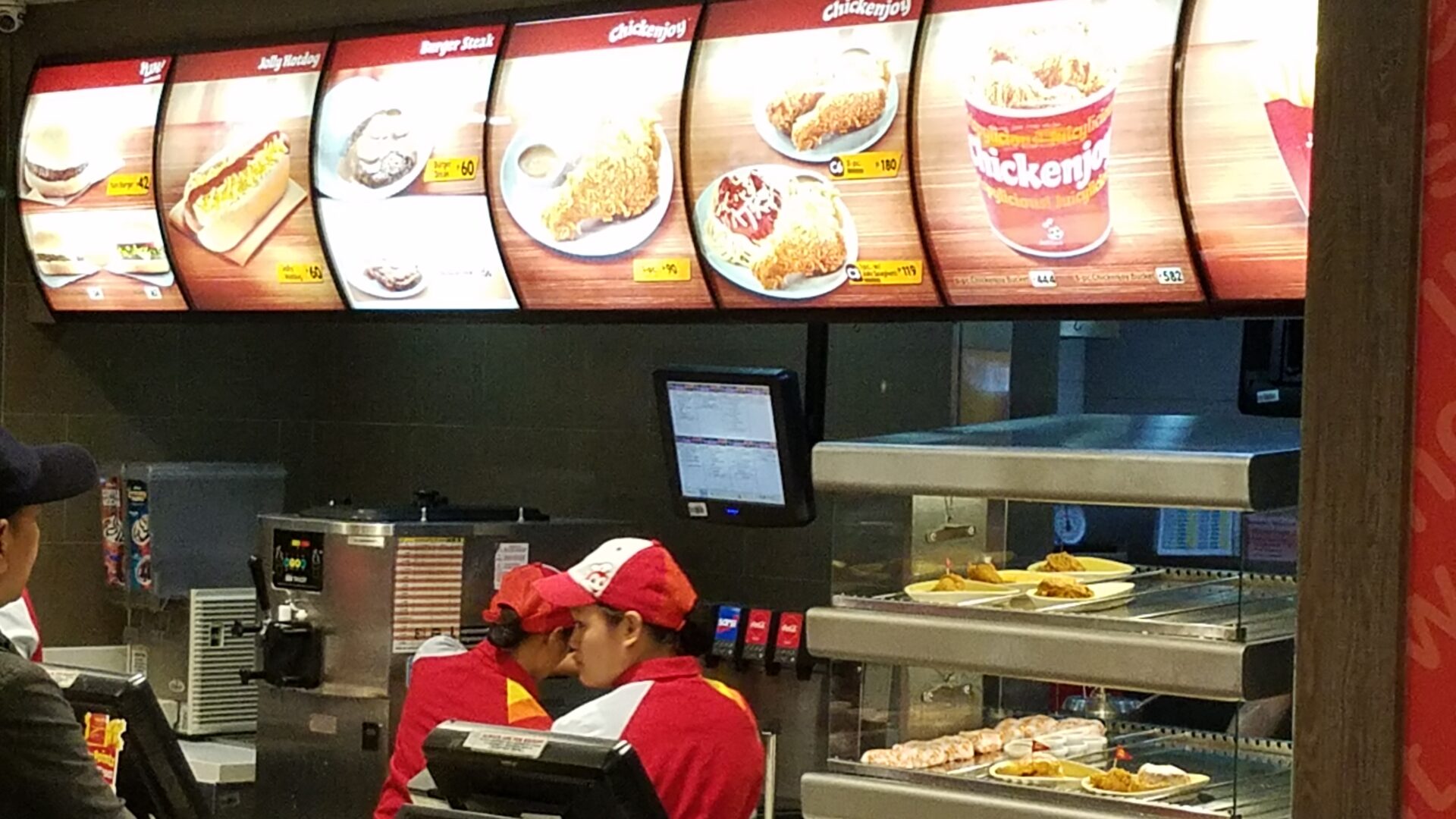 フィリピンのマクドナルド😊